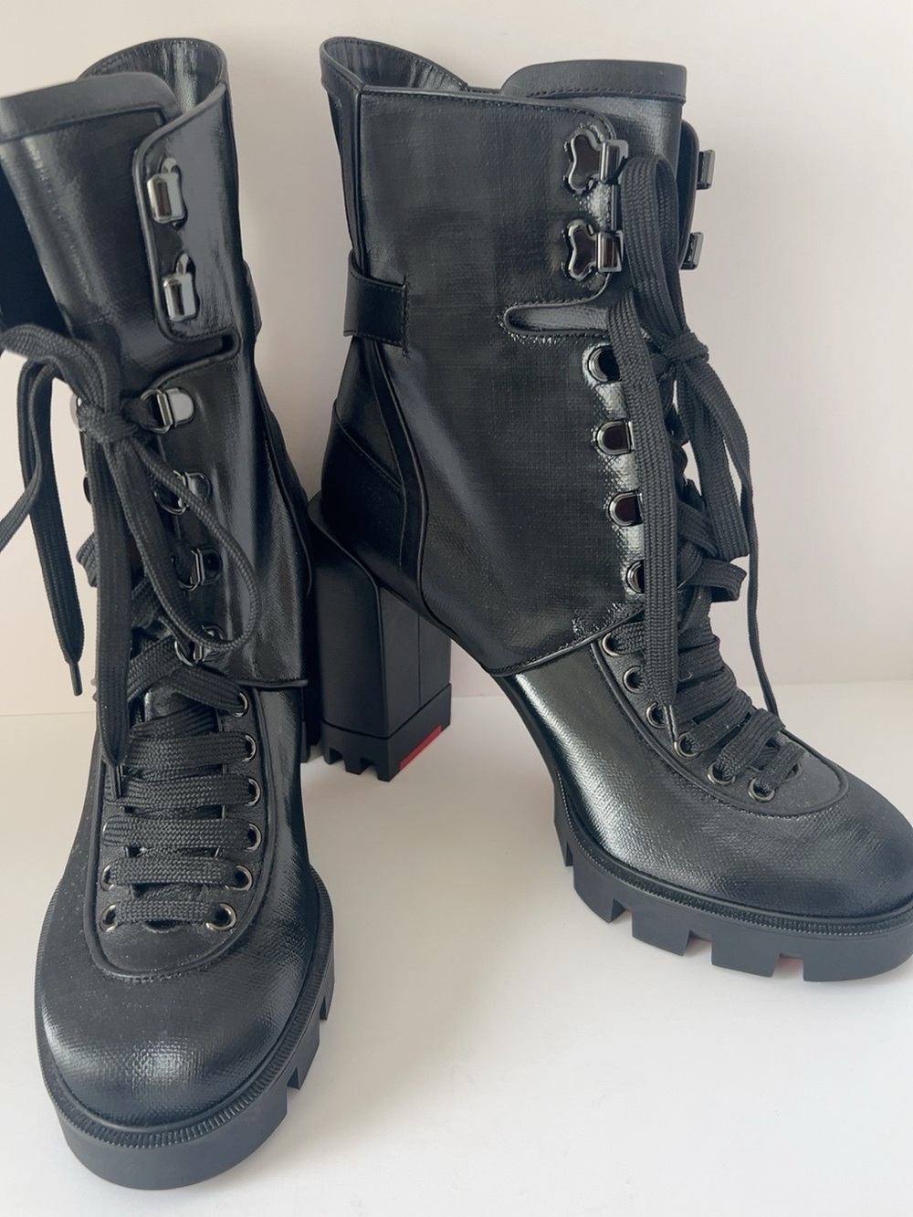 NIB Christian Louboutin Macademia 70 Black Combat Boots EU 40 Red Sole - Picture 4 of 16